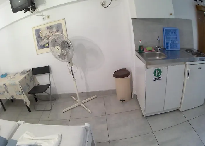 Apanemia 2 Gæstehus Kini