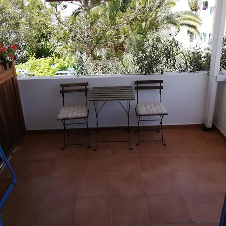 Guest house Apanemia 2 *