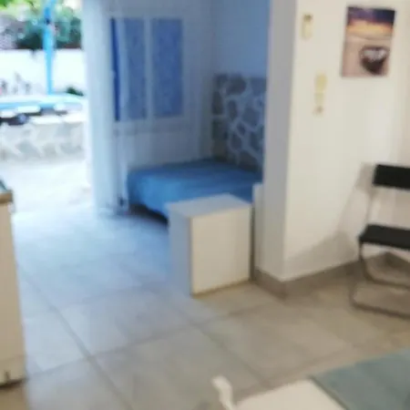 Apanemia 2 Guest house