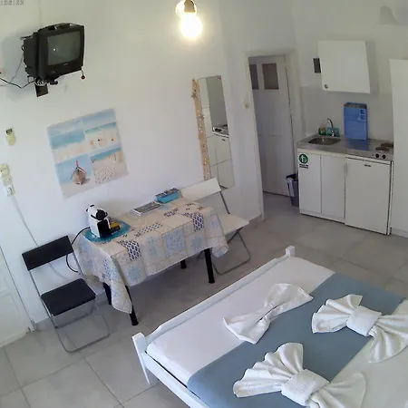 Apanemia 2 Guest house *