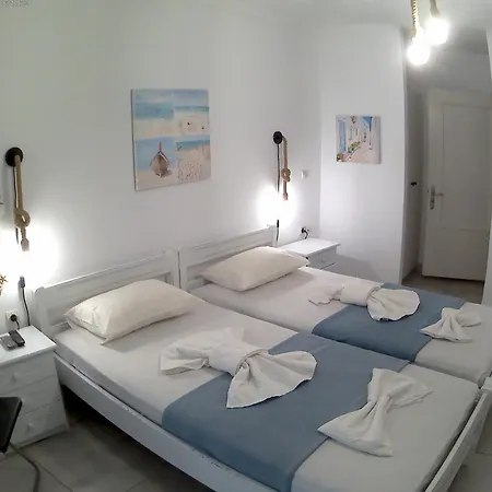 Apanemia 2 Guest house Kini