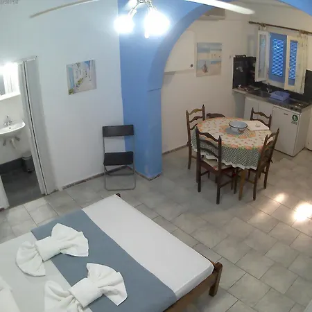Guest house Apanemia 2 Kini