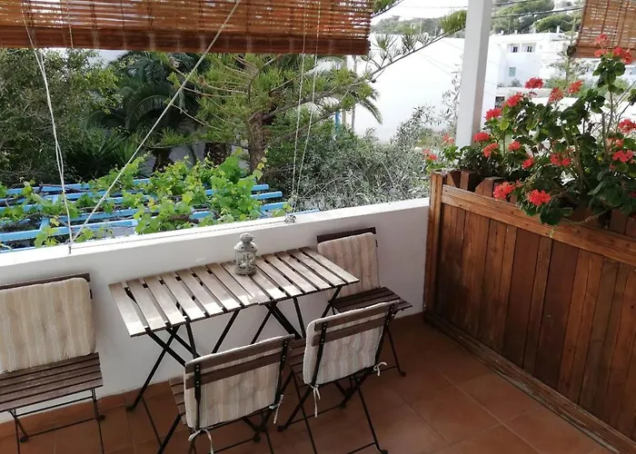 בית הארחה Apanemia 2