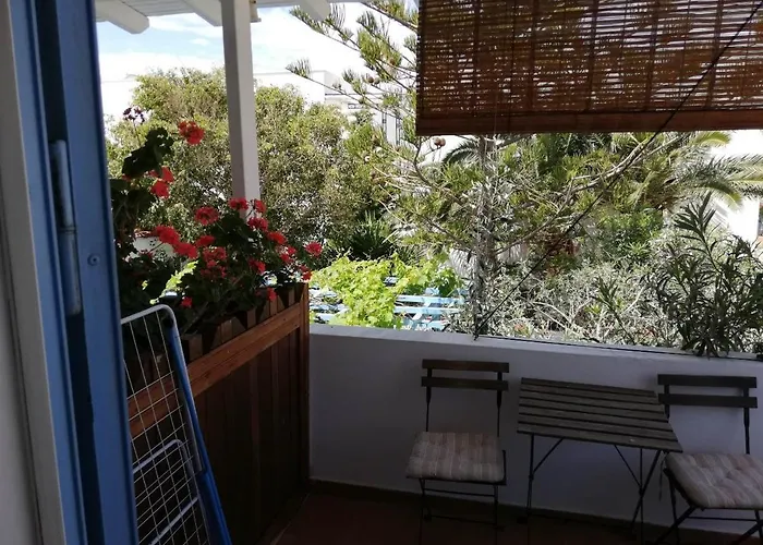 בית הארחה Apanemia 2 *