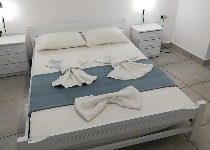 בית הארחה Apanemia 2 *