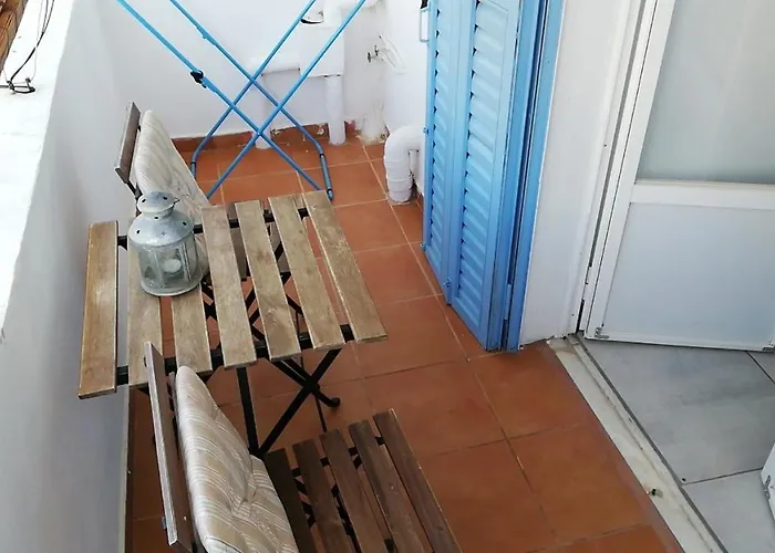 בית הארחה Apanemia 2 Kini